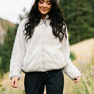 NWT Zyia Storm Sherpa Block Zipper Jacket